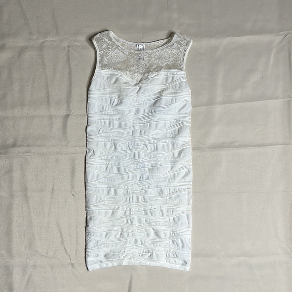 Colorful White Fitted Dress With White Floral Designs - Picture 4 of 11